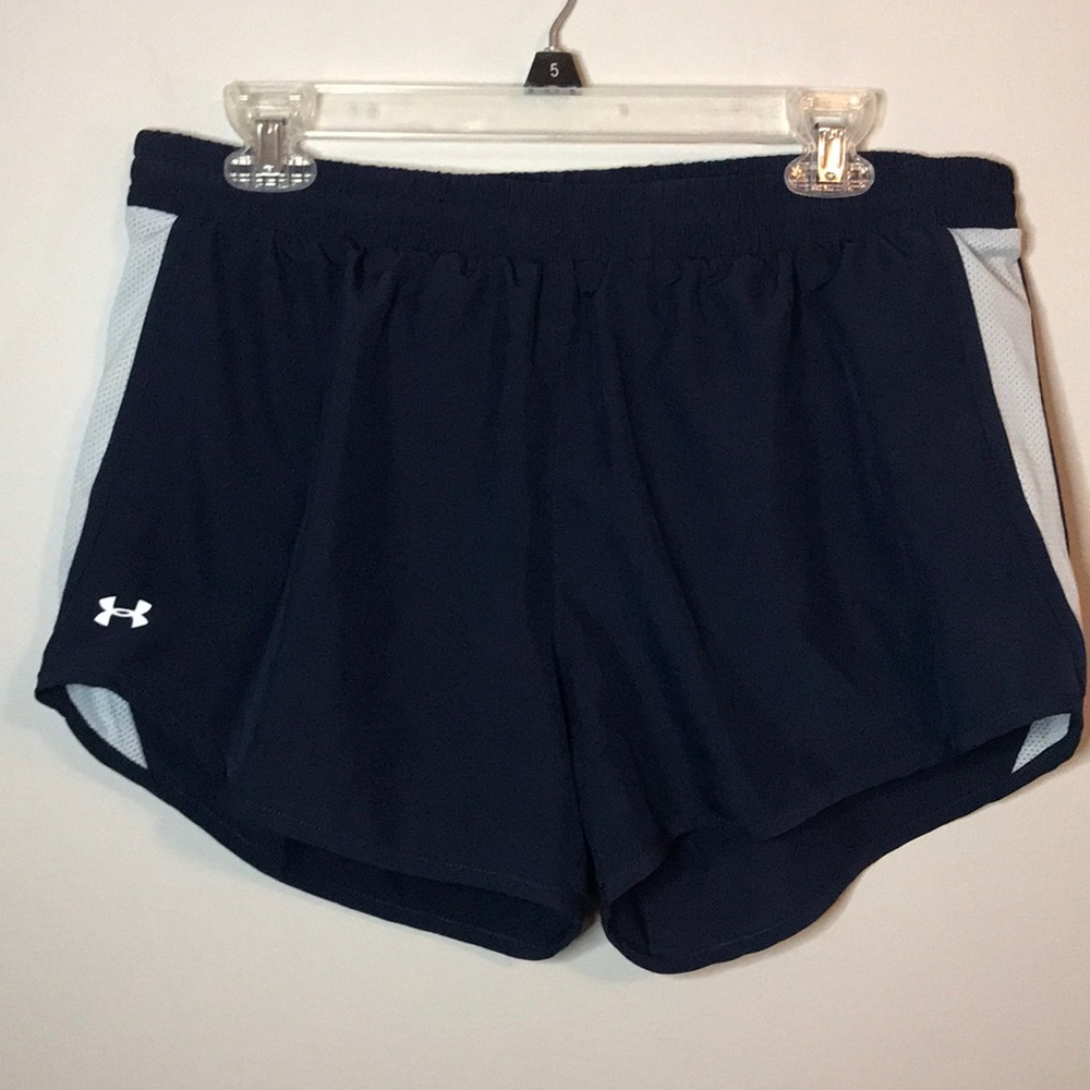 UNDER ARMOUR ATHLETIC RUNNING SHORTS